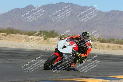 media/Oct-17-2024-Racers Edge (Thu) [[f51934c085]]/B Group/Session 2 (Turn 6 Inside)/